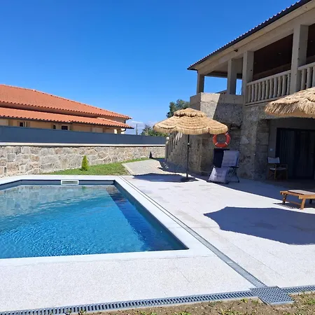 Soutelo House פונטה דה בארקה